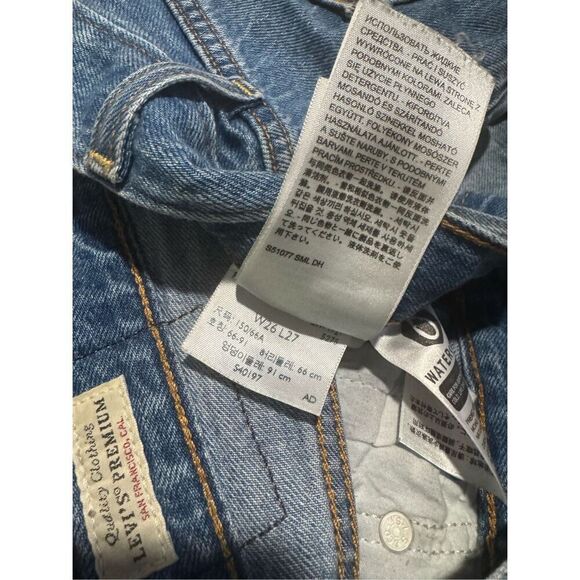 Levi’s Ribcage premium Straight ankle destroyed Knees W26 L27 - Picture 3 of 10